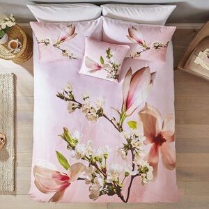 Ted Baker Harmony Duvet Cover with Pillows 🩷